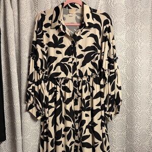 Zadie B’s Chic Black and Cream Leaf Print Women's Long Sleeve Top